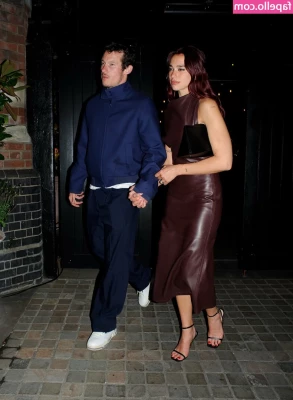 Dua Lipa [ dua-lipa ] - German booty  booty