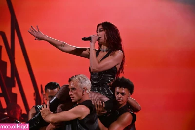 Dua Lipa [ dua-lipa ] - tryna fuck to drake’s new album like
