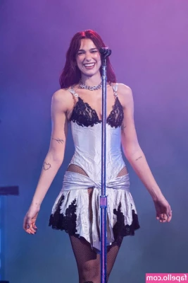 Dua Lipa [ dua-lipa ] - You can look but don t touch unless you REAALLLLLY wanna touch