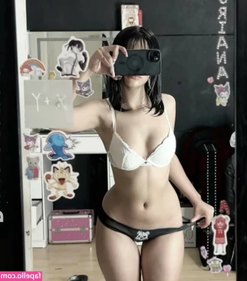 Yuriana.Canelita [ yuriana-canelita ] - Best of both worlds