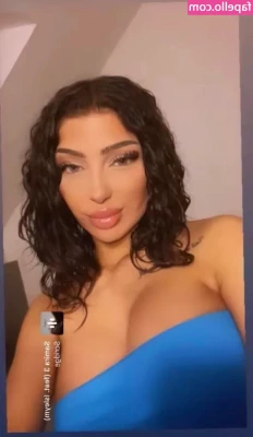 Houda Sanchez [ houda-sanchez ] - Playtime and Twerking 😈