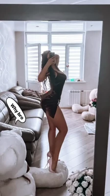  [ katerina999cs ] - I got so creamy using this glass dildo for the first time!  Thank you