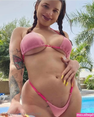lillypinkk - Feeling peachy 😛