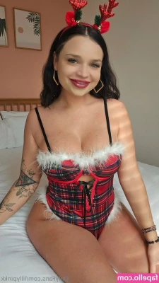 lillypinkk - Anyone else get horny running errands