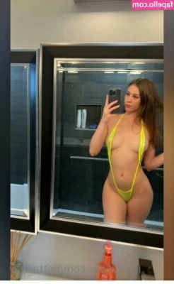 brittany_y [ brittany-y ] - I just love being on my knees