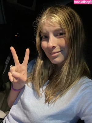 sophiemay93 - I m going to be on my feet for hours tonight  I can t wait until I m