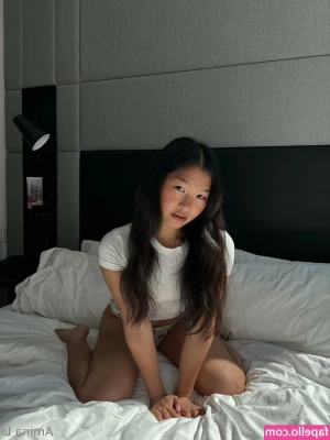 Amina Li [ amina-li ] - Sexy ass
