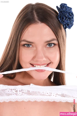 iStripper - moaning and cumming  lt 3