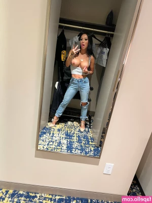 Asa Akira [ asa-akira ] - Pensando