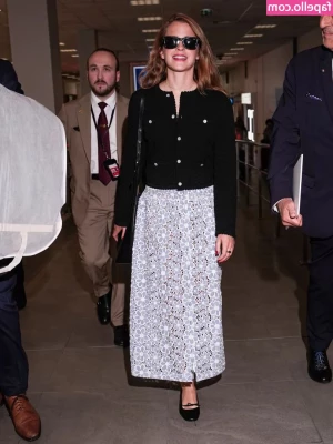 Emma Watson [ emma-watson-1 ] - Video cumming soon