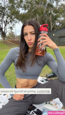 Alanah Yukich [ alanah-yukich ] - Dinner’s Ready. 🍑👅