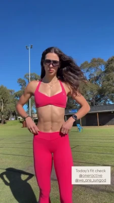 Alanah Yukich [ alanah-yukich ] - i'm a booty queen. i work hard for this ass