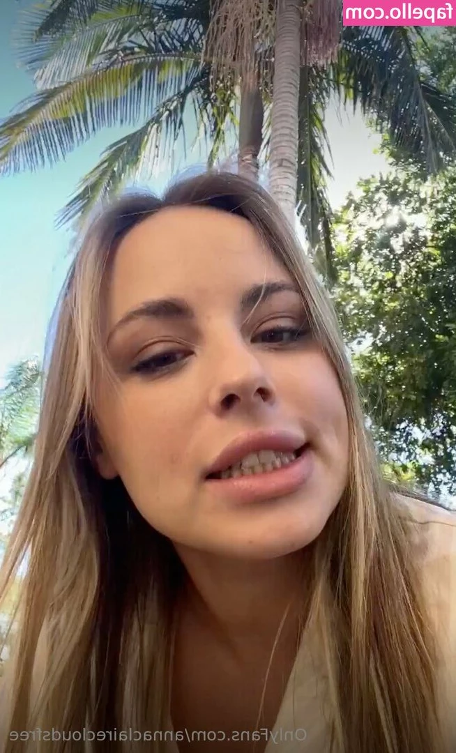 annaclairecloudsfree - Is it the weekend yet