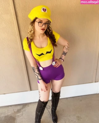 Meg Kaylee [ meg-kaylee ] - At work nudes