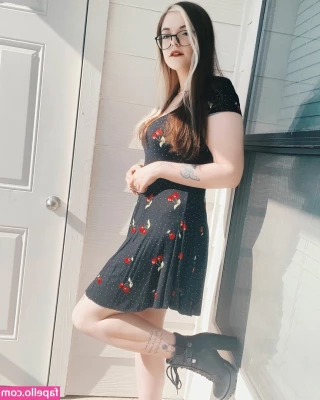 Meg Kaylee [ meg-kaylee ] - How s everyone today