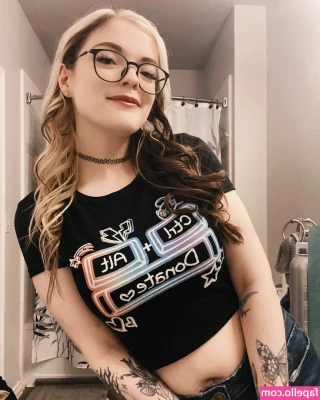 Meg Kaylee [ meg-kaylee ] - Back in full swing   after quarantine with Covid-19