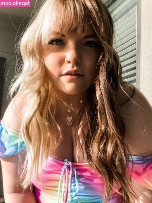 Meg Kaylee [ meg-kaylee ] - Yor Forger  full erotic photoset on my second acc  3 https onlyfans