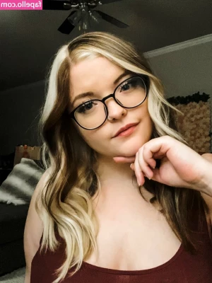 Meg Kaylee [ meg-kaylee ] - BAD GIRL - @beardedkickasso can’t just shoot customs and not get