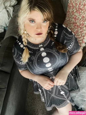 Meg Kaylee [ meg-kaylee ] - I want to fulfill your wildest fantasies 💋 Don't worry, I only