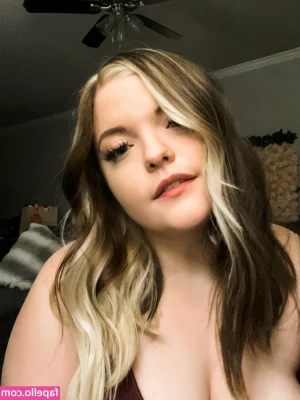 Meg Kaylee [ meg-kaylee ] - Heheh I wanted to share this one so bad   gagging like this is my