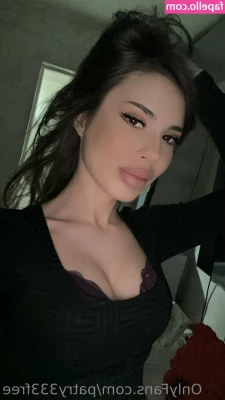 patry333free - Oops I lost my panties 💦💦💦