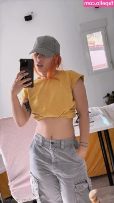 livay_free [ livay-free ] - TITTY FUCK ME LIKE A SLUT 🍒💦 i love getting my juicy tits oiled