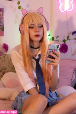FairyTokyo - Tried my best to fit the girls into a bra but they just don t wanna be