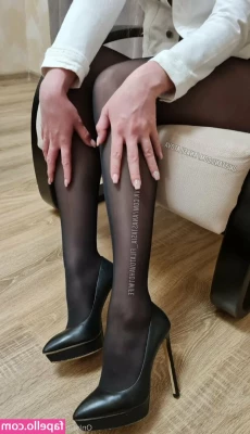 anafilatova - I ll spread her just like this so you can eat her