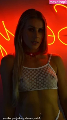 Jacqueline Darley [ jacqueline-darley ] - Come join me