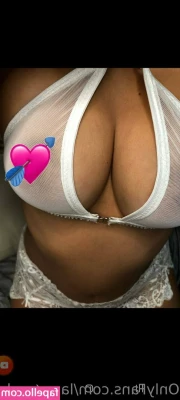 larawonder - Check your messages for some titty licking fun   mckayla-rena