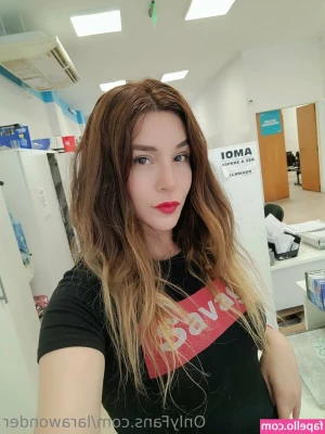 larawonder - Check your DM's and tell me if u gonna send me to detention for what