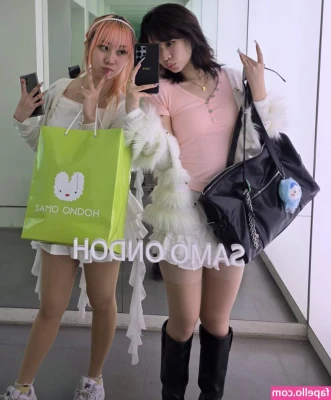 Rurusama9 [ rurusama9-12 ] - My slave bought me jimmy choos and Louis Vuitton red bottoms. Now