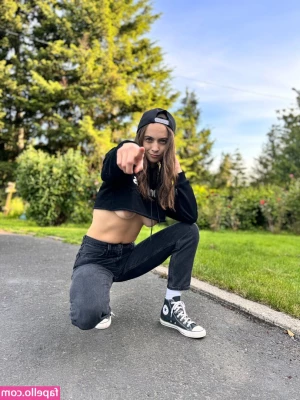 Piper Quinn [ piper-quinn-16 ] - Do you Want to Eat Ramen Noodles with This Slutty Nun and Get Messy