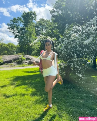 Kathycr - Would you fuck my brains out if I asked nicely?👅🖤