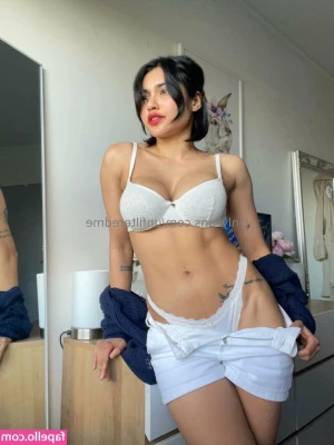 Ravina Patel [ ravina-patel ] - Feliz lunes mis bebés  un poco de mi nuevo contenido