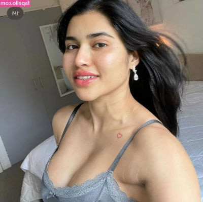 Ravina Patel [ ravina-patel ] - Sexy Crossdresser Fingers Big Ass