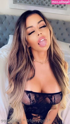 Juli.annee [ juli-annee-1 ] - What would you do to me daddy