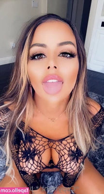 Juli.annee [ juli-annee-1 ] - Babyy let me get into position