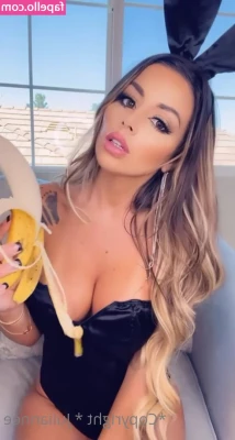 Juli.annee [ juli-annee-1 ] - “You could totally fuck me right now” he was under the bed