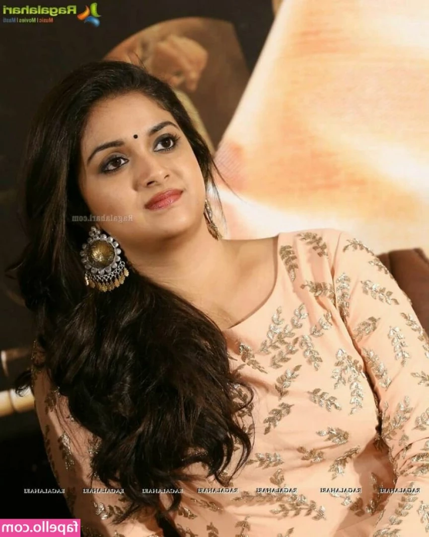 Keerthi Suresh [ keerthi-suresh ] - I woke up super horny this morning come see how hard my dick is