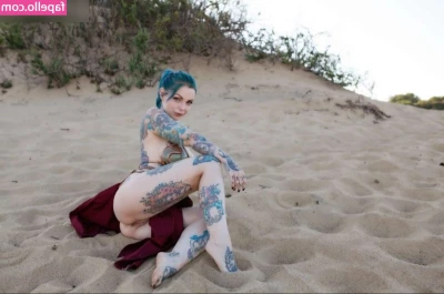 Riae [ riae-31 ] - Are you following me  Maybe watching me from behind IS the best way