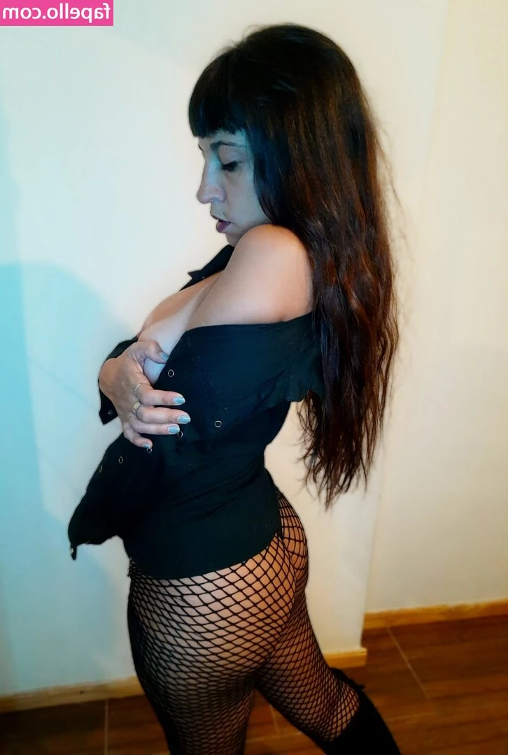 danna_rch [ danna-rch ] - yesterday was international boyfriend day so shout out to my