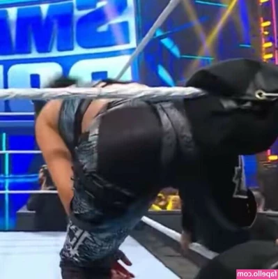 Bayley - On your knees, worshipping my perfection!! Time to clean my boots use part 1