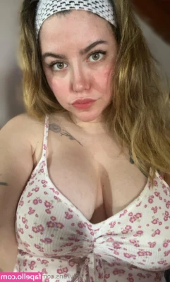 canddyfox69 - Onlyfans Backlog Pics Set 20  40 full body nudes per set 😍 always