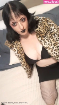 trash-muse - My little tits