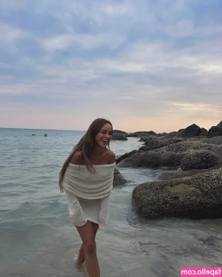 Margarita (Maddy) Nigmatullin [ margarita-maddy-nigmatullin ] - Hmm   je profite du soleil