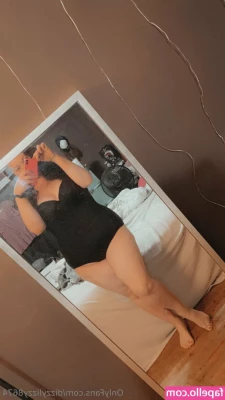 dizzylizzy8674 - my first ever DP with plugs and dildo    be sure to check your DMs