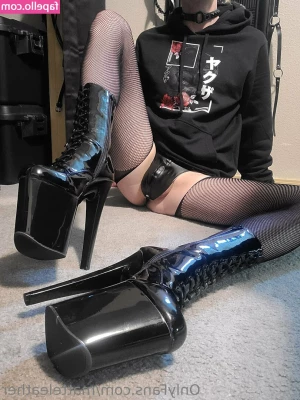matteleather - If you purchased my video I ll be sending you something special  lt 3