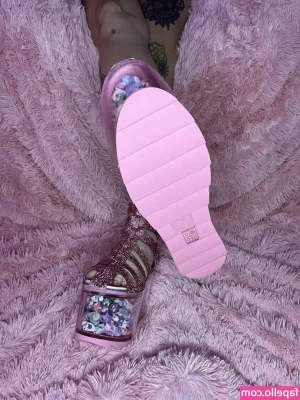 Ava Lamp [ ava-lamp ] - DM me "MAMI" if you want to sext tonight :)