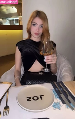 Rebecca Pavanelli [ rebecca-pavanelli ] - Finally find some dirty slut i can make content with